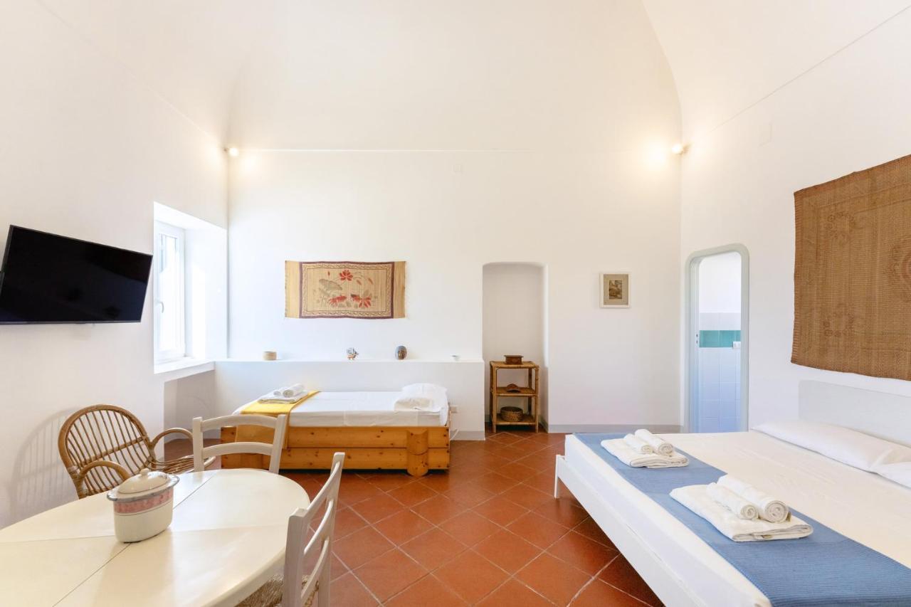 Torretta Corricella- Punta Serra Прочида Екстериор снимка