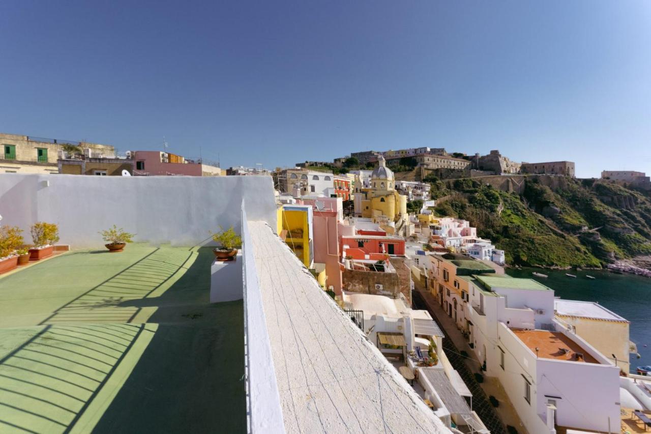 Torretta Corricella- Punta Serra Прочида Екстериор снимка